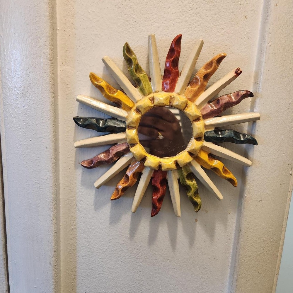 Vintage Multicolor Resin Sunburst Wall Mirror – 8".